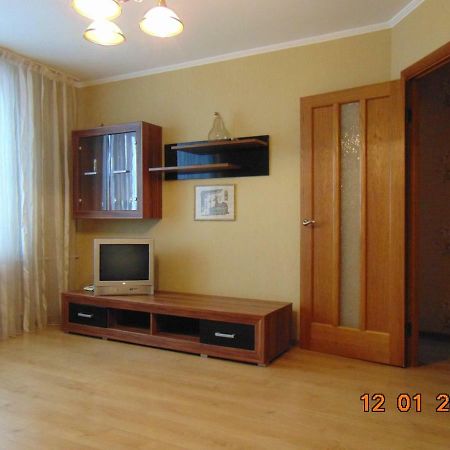 Уютная Квартира В Районе Медуниверситета Winnyzja Exterior foto