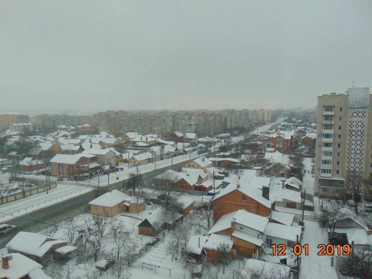 Уютная Квартира В Районе Медуниверситета Winnyzja Exterior foto